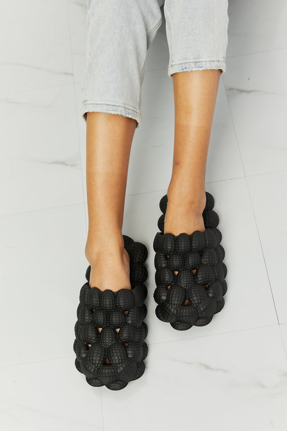 Laid Back Bubble Slides-Black Black Bubble Slides by Vim&Vigor | Vim&Vigor Boutique